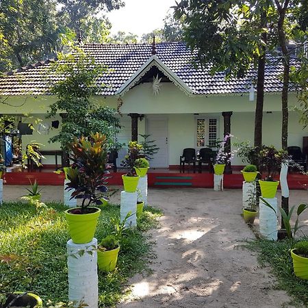 Marari Nadiya Hotel Mararikulam Kamer foto