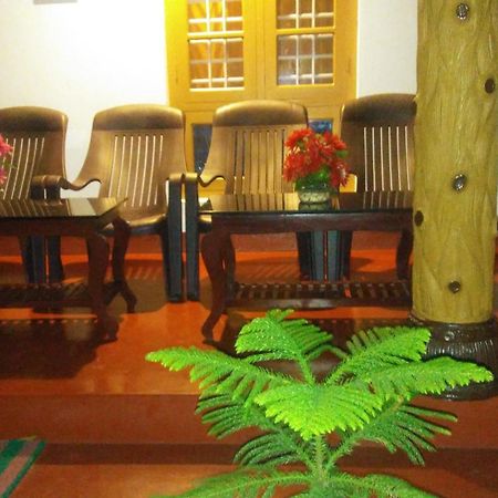 Marari Nadiya Hotel Mararikulam Kamer foto