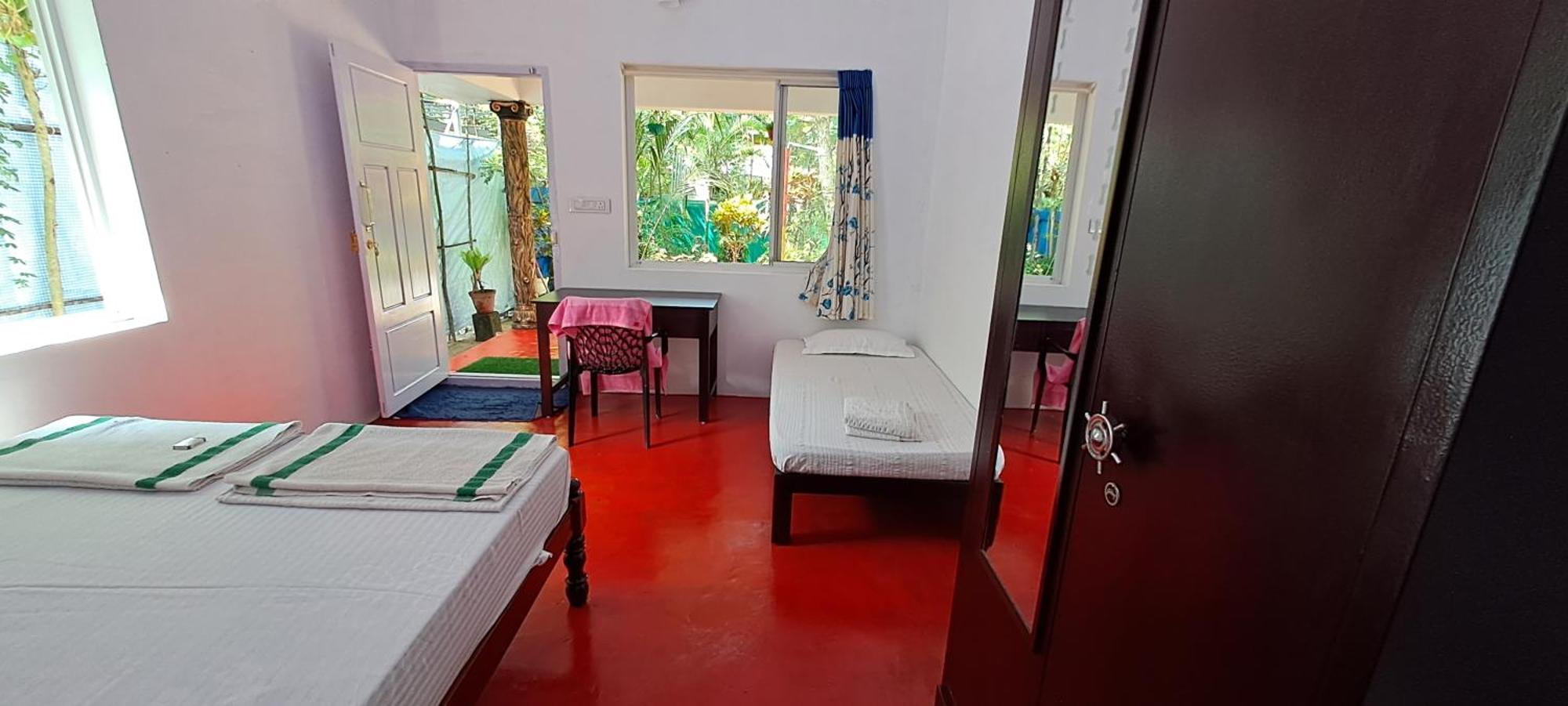 Marari Nadiya Hotel Mararikulam Buitenkant foto