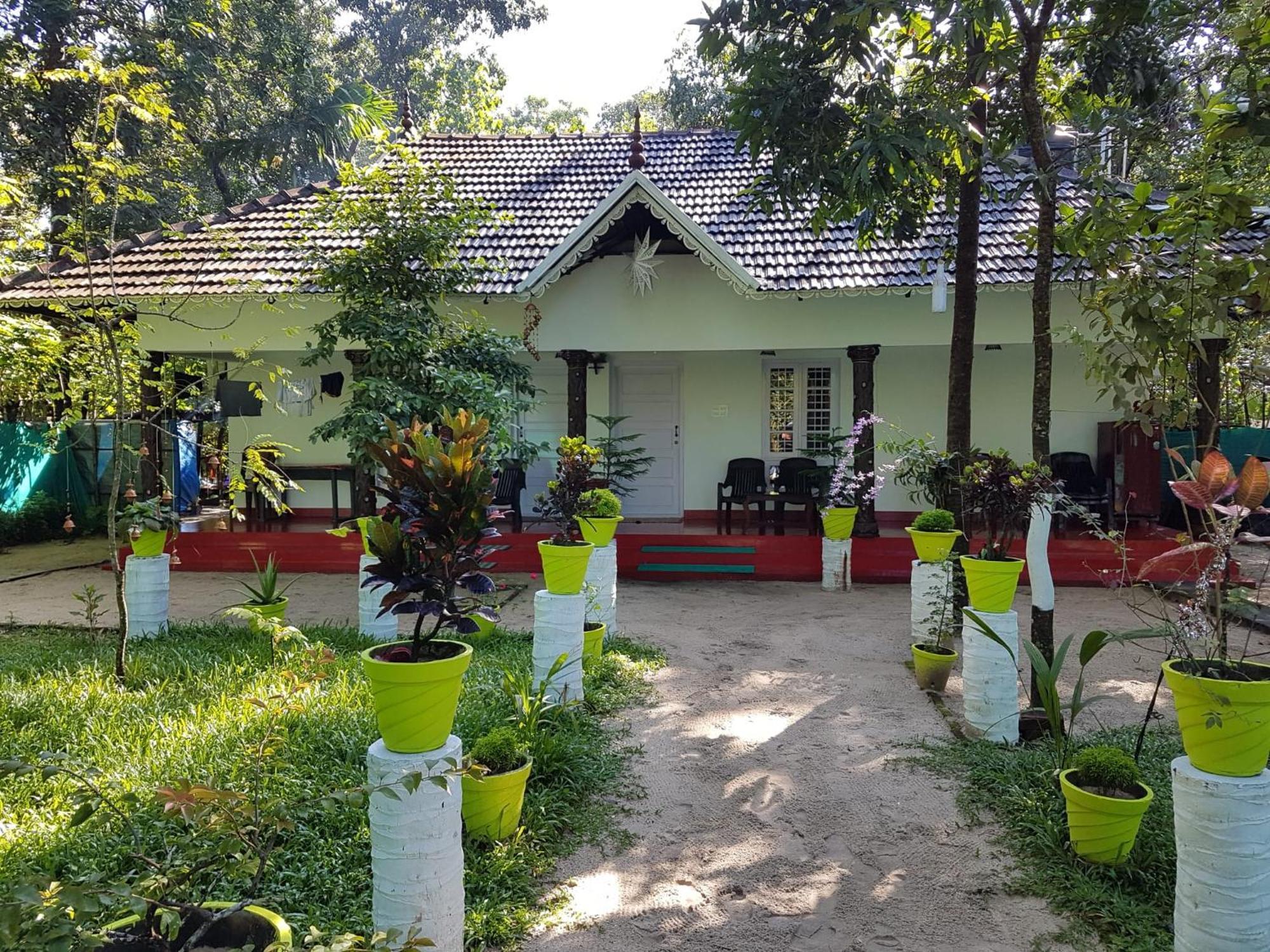 Marari Nadiya Hotel Mararikulam Kamer foto