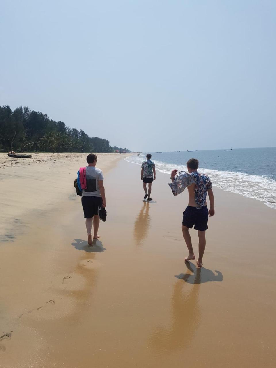Marari Nadiya Hotel Mararikulam Buitenkant foto