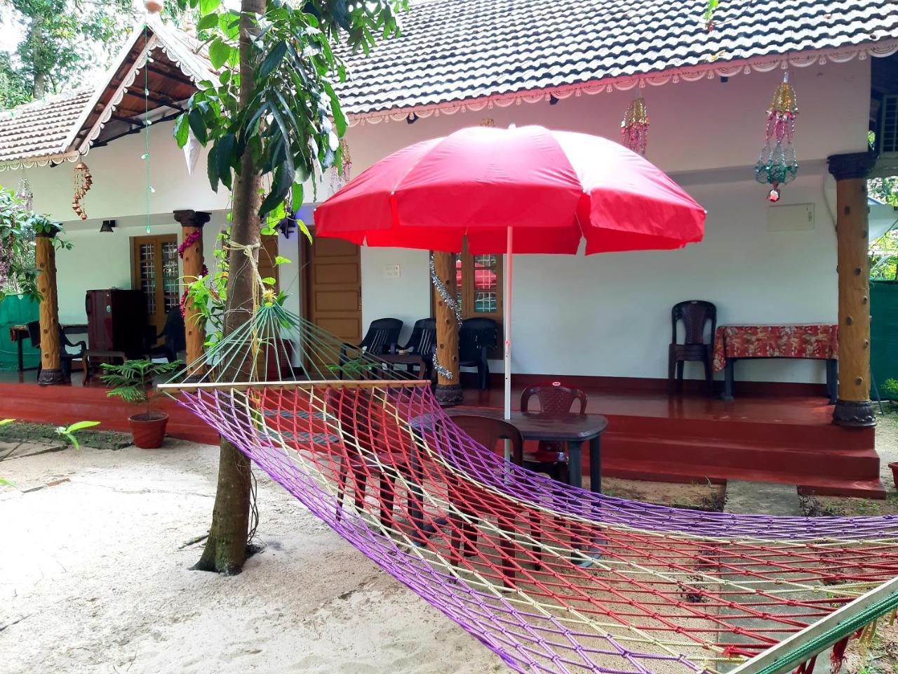 Marari Nadiya Hotel Mararikulam Kamer foto
